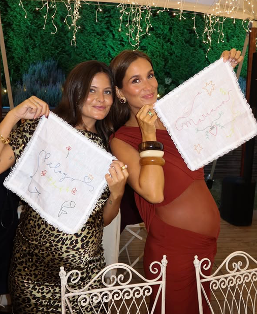 INVITADAS ELEGANTES POR WOMAN