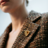 PIN BROCHE V
