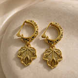 PENDIENTES DELFA DORADO