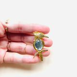 BROCHE ARA